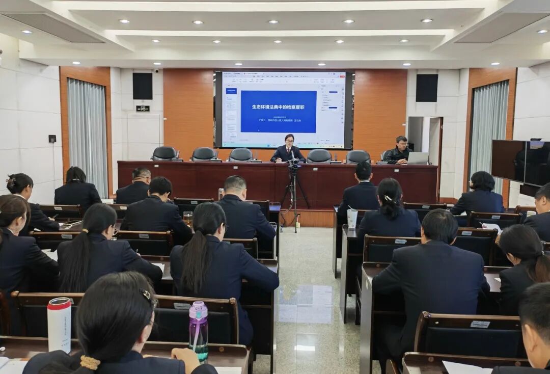 ��ѧ���� ��׼��ְ�����������񡪡������ؼ��Ժ��չϰ��ƽ��̬����˼��ר��ѧϰ